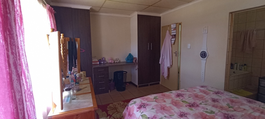 2 Bedroom Property for Sale in Vredefort Free State